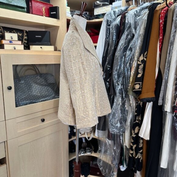 St. John Cream Blazer Size 6 - Picture 2 of 9